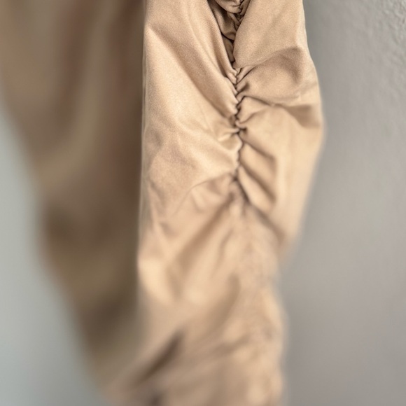 lululemon athletica Tan Chemise - Picture 6 of 6